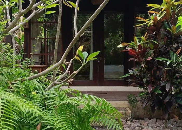 Vanaya Wooden In Lush Garden